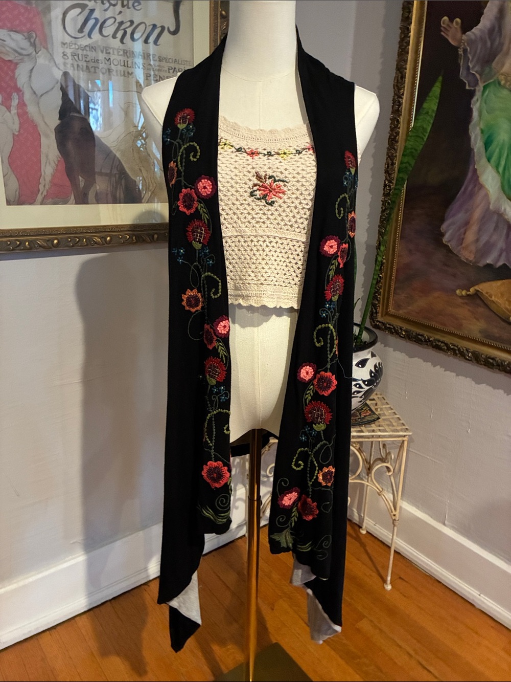 Black Embroidered Boho Floral Open-Front Vest - S